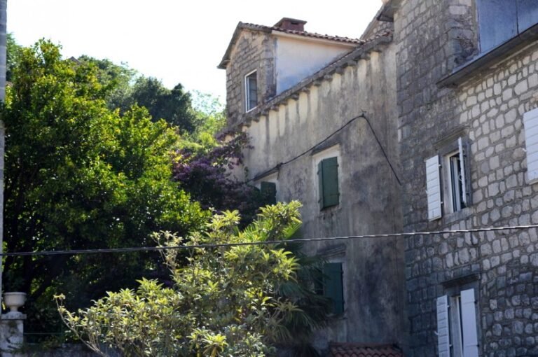 Beautiful Stone House by the Sea — Perast, Kotor